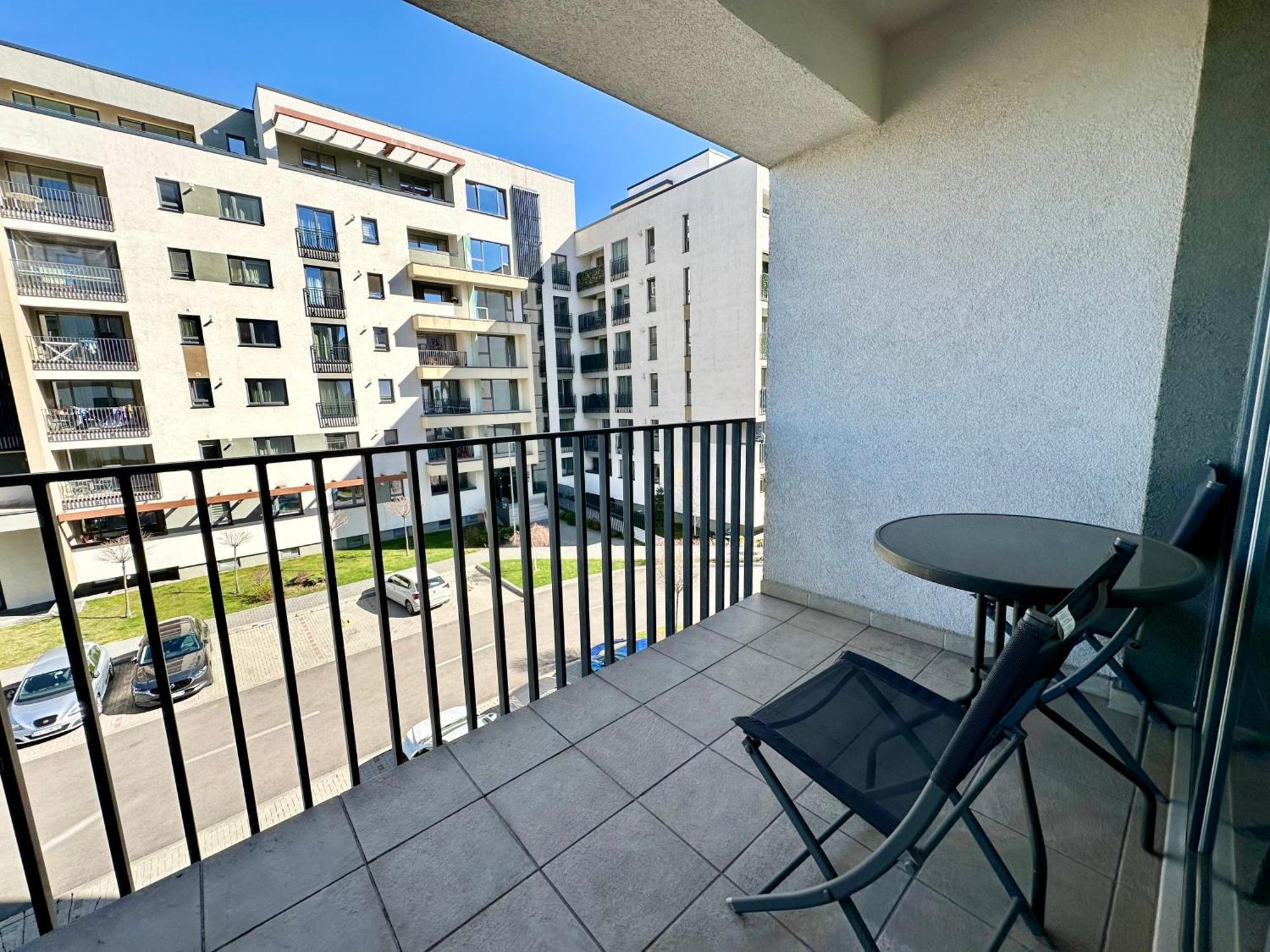 Kasper Coresi Mall - Rise Private Apartments & Suites Brasov Exterior photo